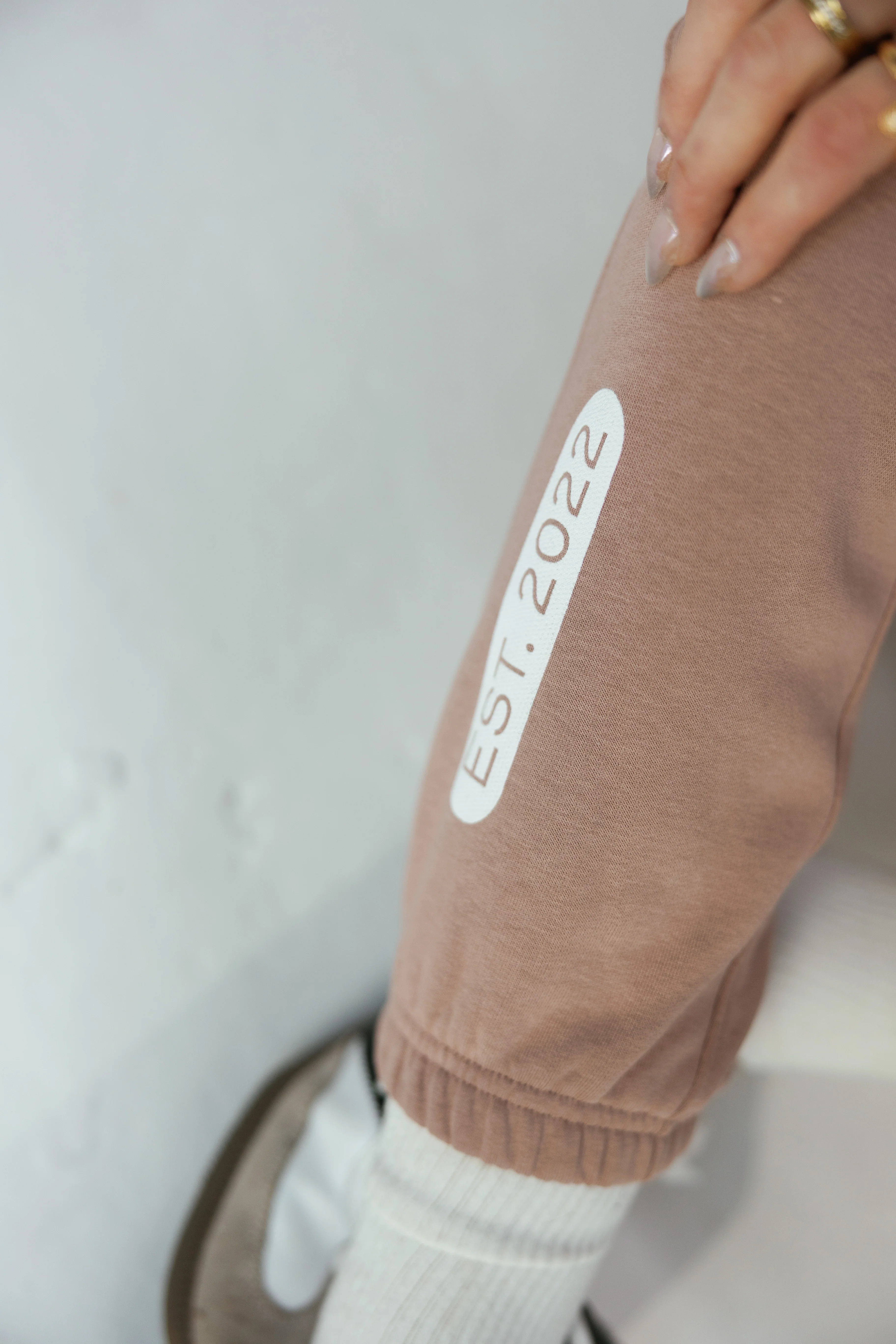 Dusty Pink Relaxed Fit Sweatpants - Image 4
